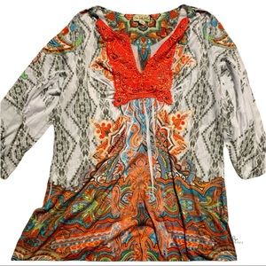 Live & let live Women tunic size xl